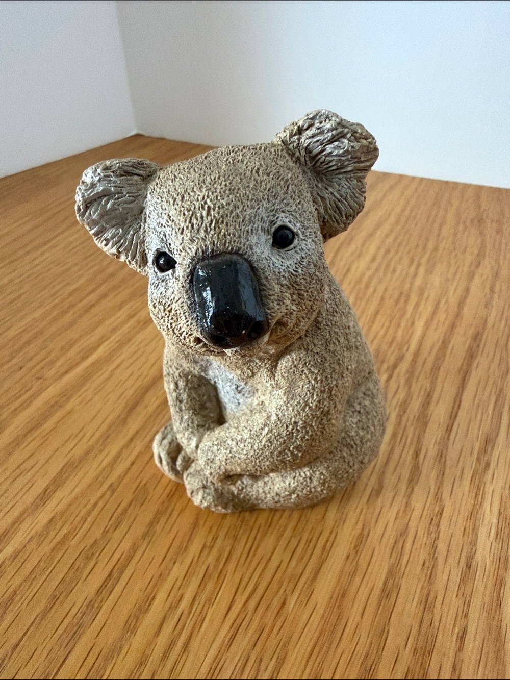 Koala Habitat Figurine - Light Gray Decorative Accent for Small Pets